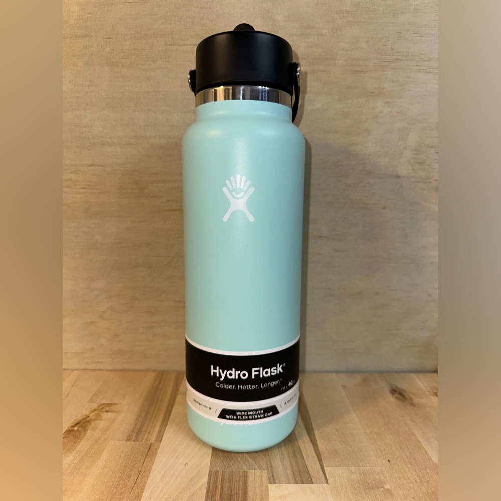 Hydro flask 40oz DEW